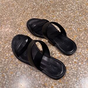 OAK Black Women's Sandals Slides